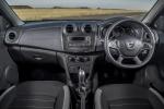 Dacia Sandero Stepway 2017 года (UK)